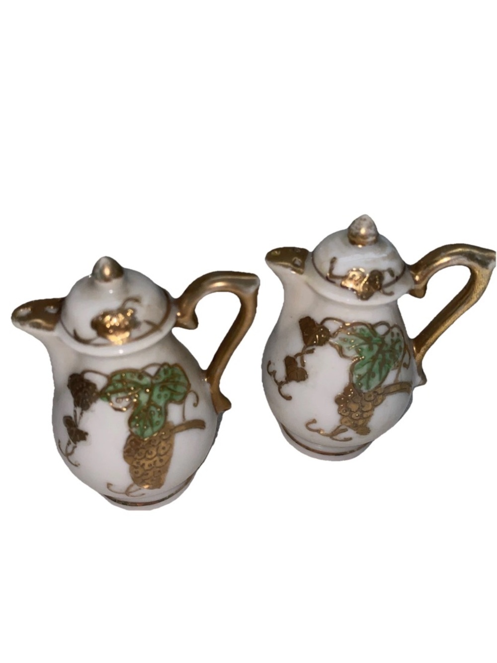 VTG  Japan Porcelain Teapot Shaped Salt & Pepper Shakers 22k Gold Souvenir